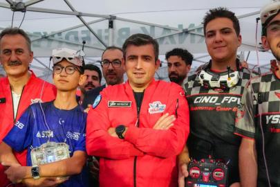 Selçuk Bayraktar, Şırnak'ta TEKNOFEST Dron Şampiyonası'na katıldı