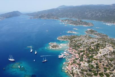 Turizmin başkenti Antalya'da 10 milyon turist barajı geçildi