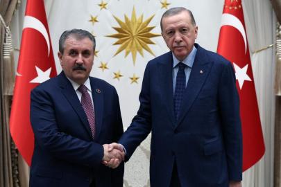 Cumhurbaşkanı Erdoğan, BBP Genel Başkanı Destici'yi kabul etti