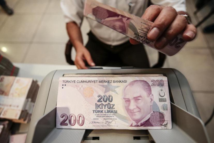 Evde bakım ödemeleri ailelerin hesaplarına yatırıldı