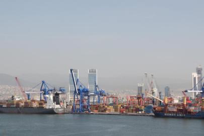 Türkiye'nin komşularına ihracatı 18,2 milyar doları aştı